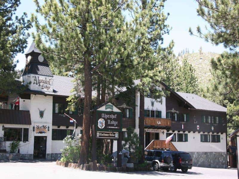 mammoth lodging