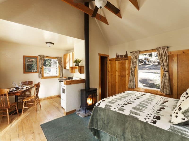 mountain cabin 