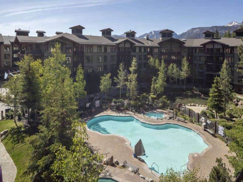 mammoth resort pool